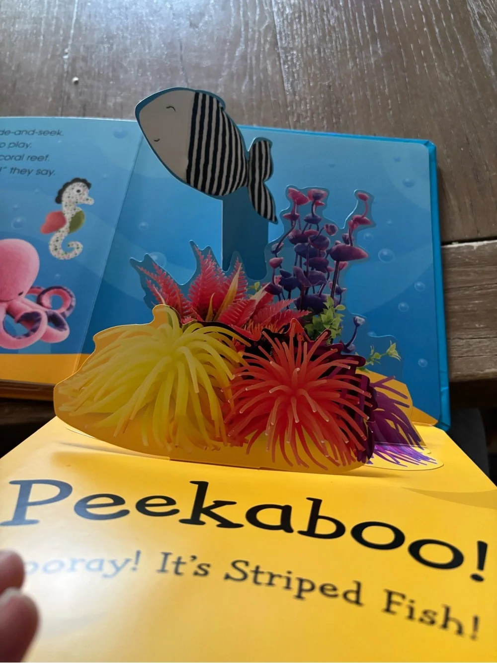 Pop-Up Peekaboo! Under the Sea - Blue